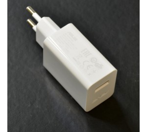 A222-090200U-EU1 (EU) Блок питания для смартфона ASUS (ADAPTER 18W 5V/9V 2P WH(USB)) Оригинал